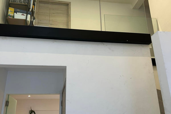 Garde-corps tout verre mezzanine — Verre feuilleté 88.2