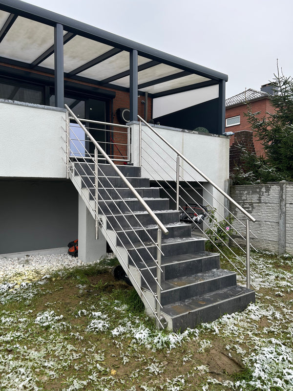 Garde-corps rampant extérieur avec portillon inox brossé
